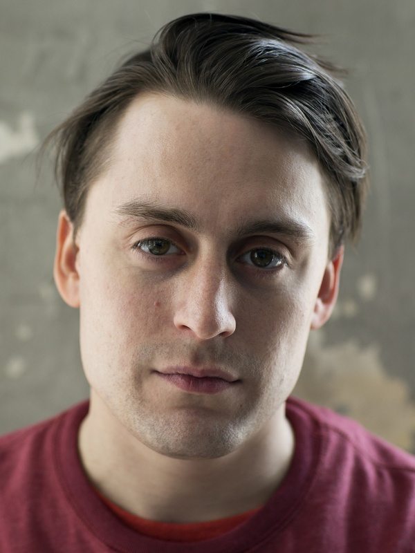 1516893453_kieran-culkin-height-weight-body-measurements.jpg