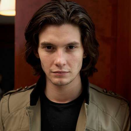 Ben Barnes Bio || Buscar (edad, edad, altura, novia) - Biografía