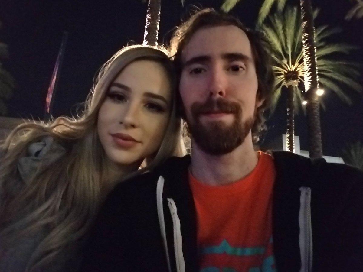 asmongold-hits-back-at-pink-sparkles-critics-after-her-furious-outburst-at-housemate-mitch-jones.jpg
