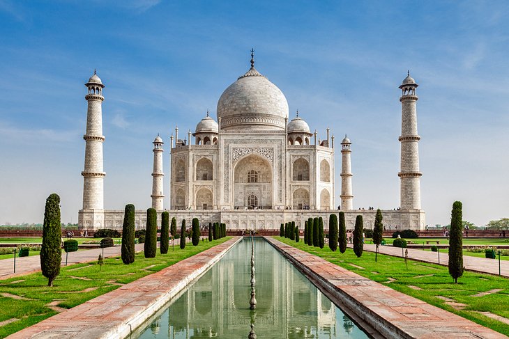 india-top-attractions-taj-mahal.jpg