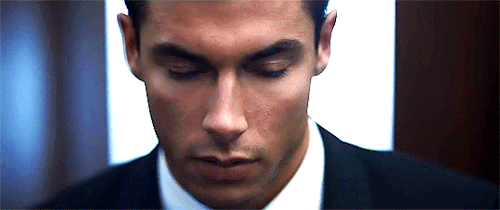 5b7bed3b7eae6f9858bf1b1785081e4b.gif