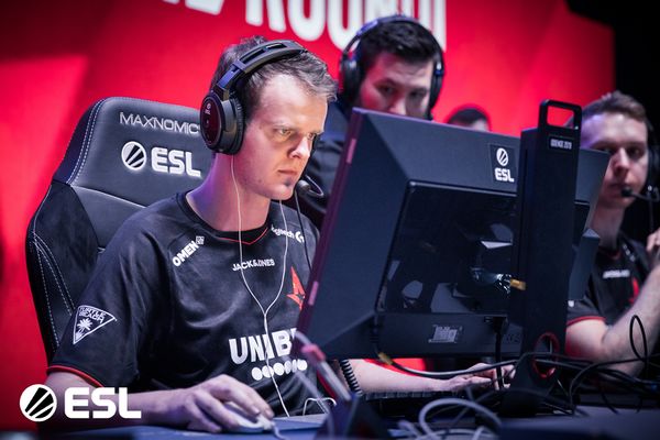 600px-Xyp9x_%40_EPL_S10.jpg