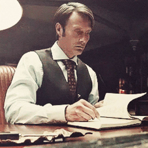 hannibal-mads-mikkelsen-writing-6rksjjhunaevntrj.gif