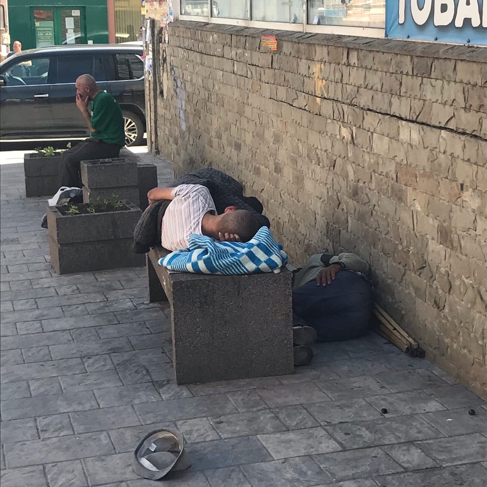 1592040661_al-dpvolyv4.jpg