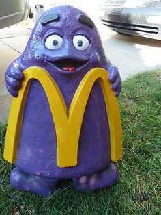 9c7ad6e577b5f5f1e07ae11a2073ecfa--mcdonalds-toys-mc-donalds.jpg