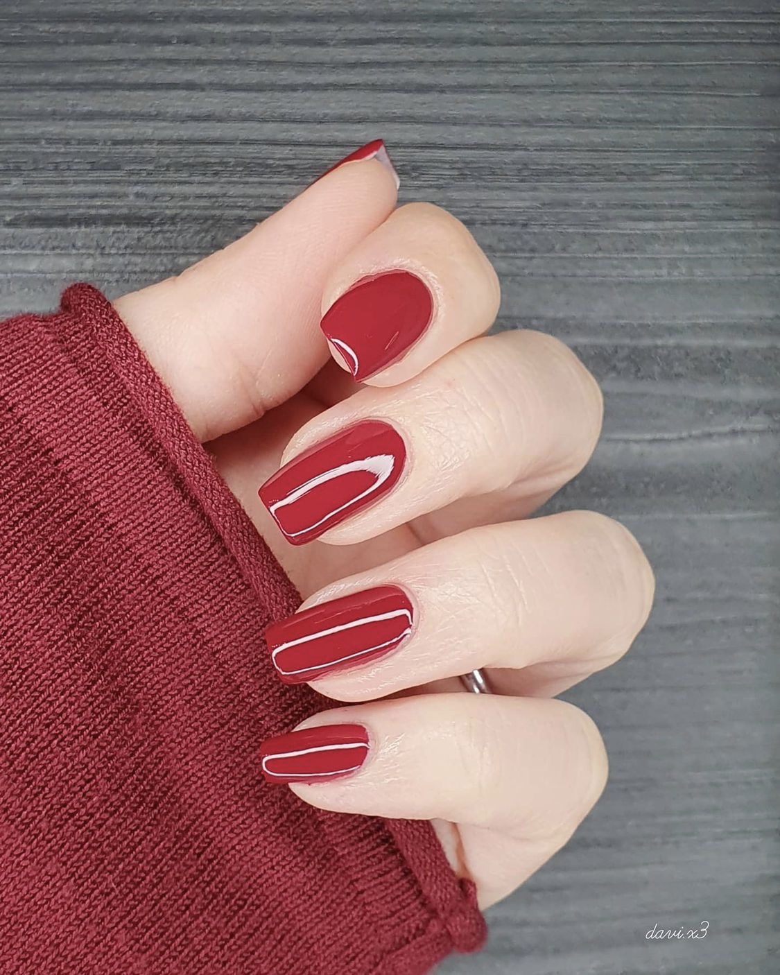 Finesse-to-Success-Best-Nail-Ideas-That-are-Appropriate-to-Wear-for-Work-Red3.jpg