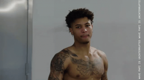 kelly-oubre-pointing.gif