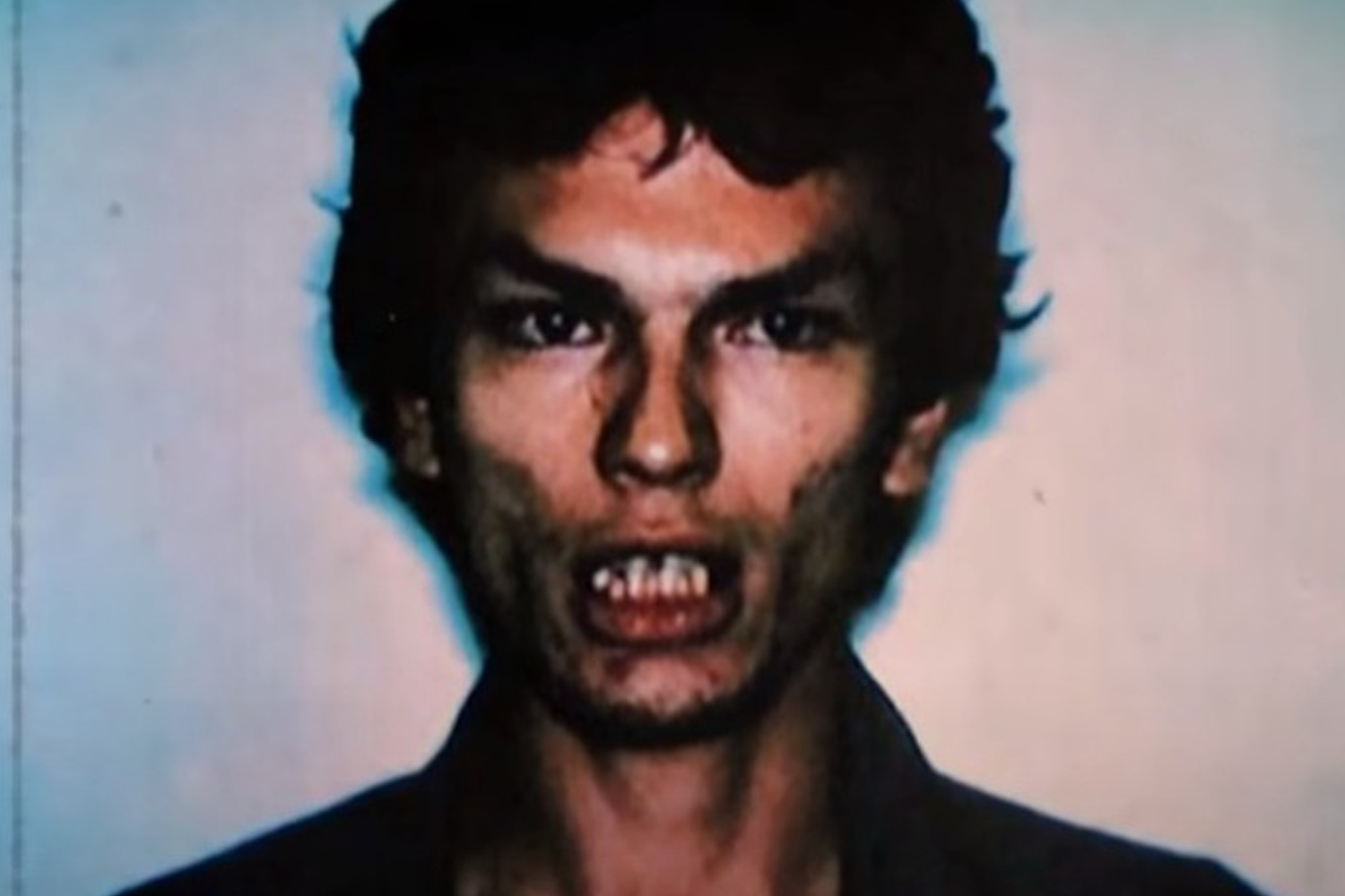 Richard-Ramirez-bad-teeth-COMP.jpg