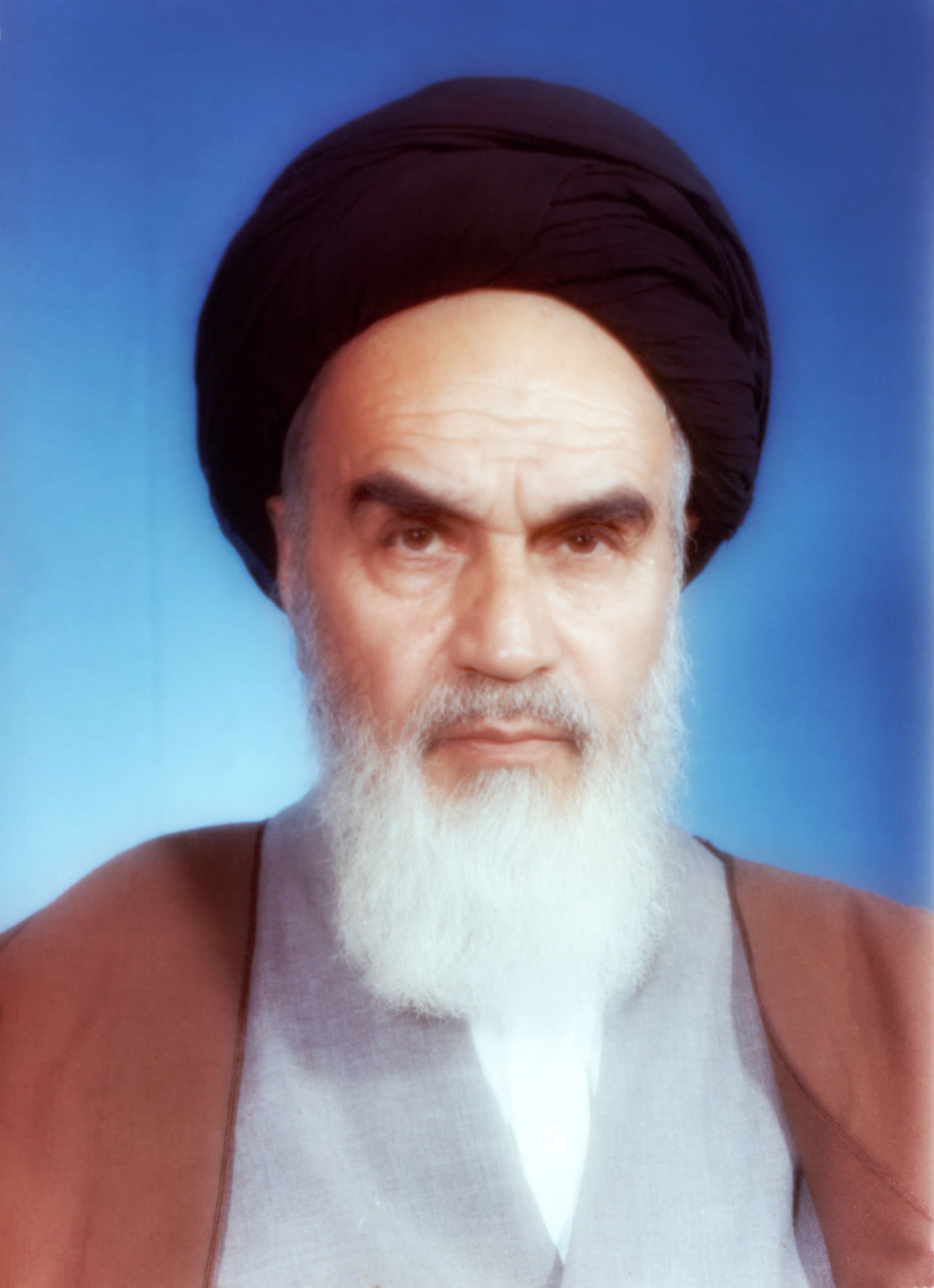 Portrait_of_Ruhollah_Khomeini.jpg