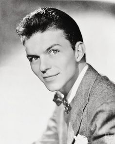 dccbba5a7e1f7570e915e50b2f35b8fc--blue-eyes-golden-age.jpg