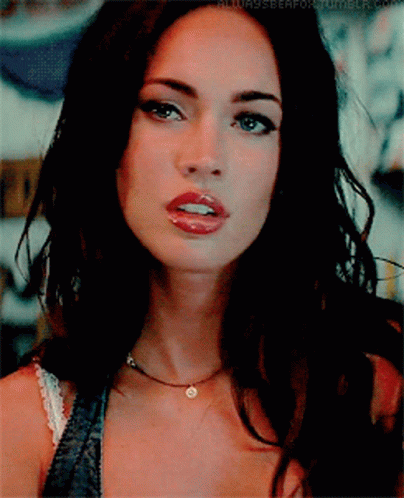 megan-fox-ca%C3%A7a-50.gif