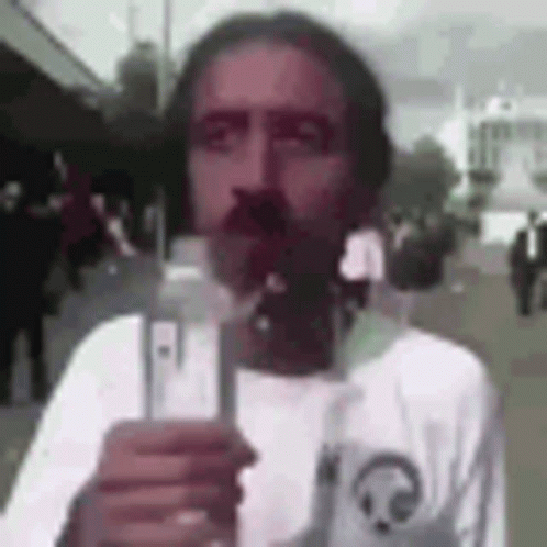 Shaking Waterbottle GIF - Shaking Waterbottle - Discover & Share GIFs