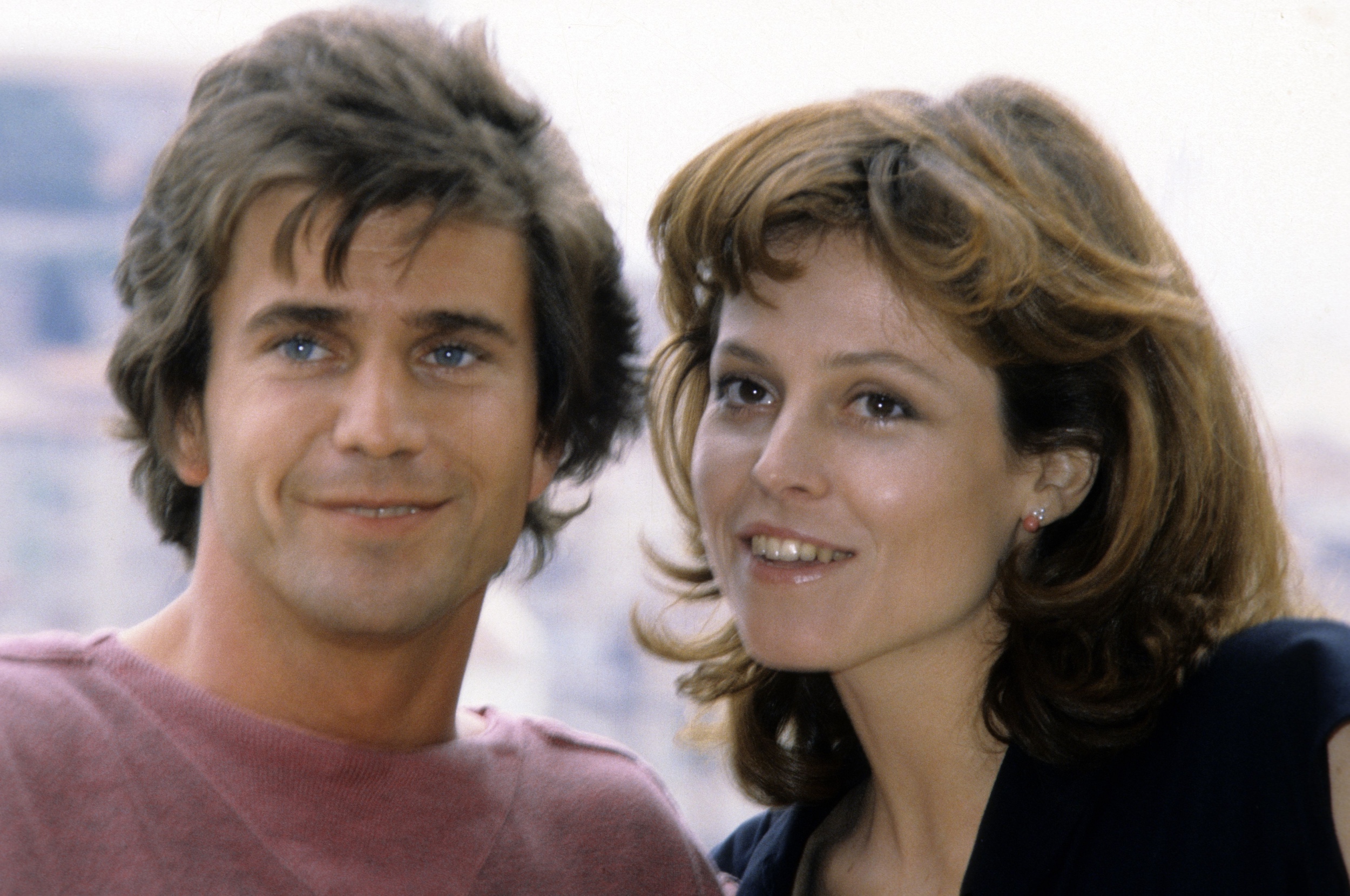 gettyimages-mel-gibson-_sig-weaver-1983r_0.jpg