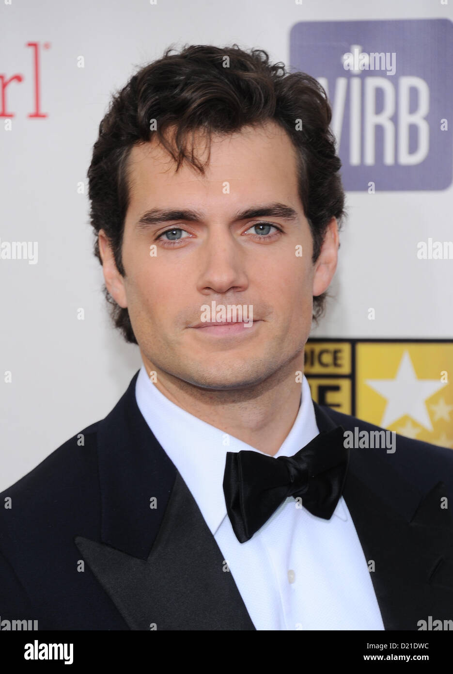 actor-henry-cavill-arrives-at-the-18th-annual-critics-choice-film-D21DWC.jpg
