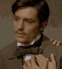 tenor.gif