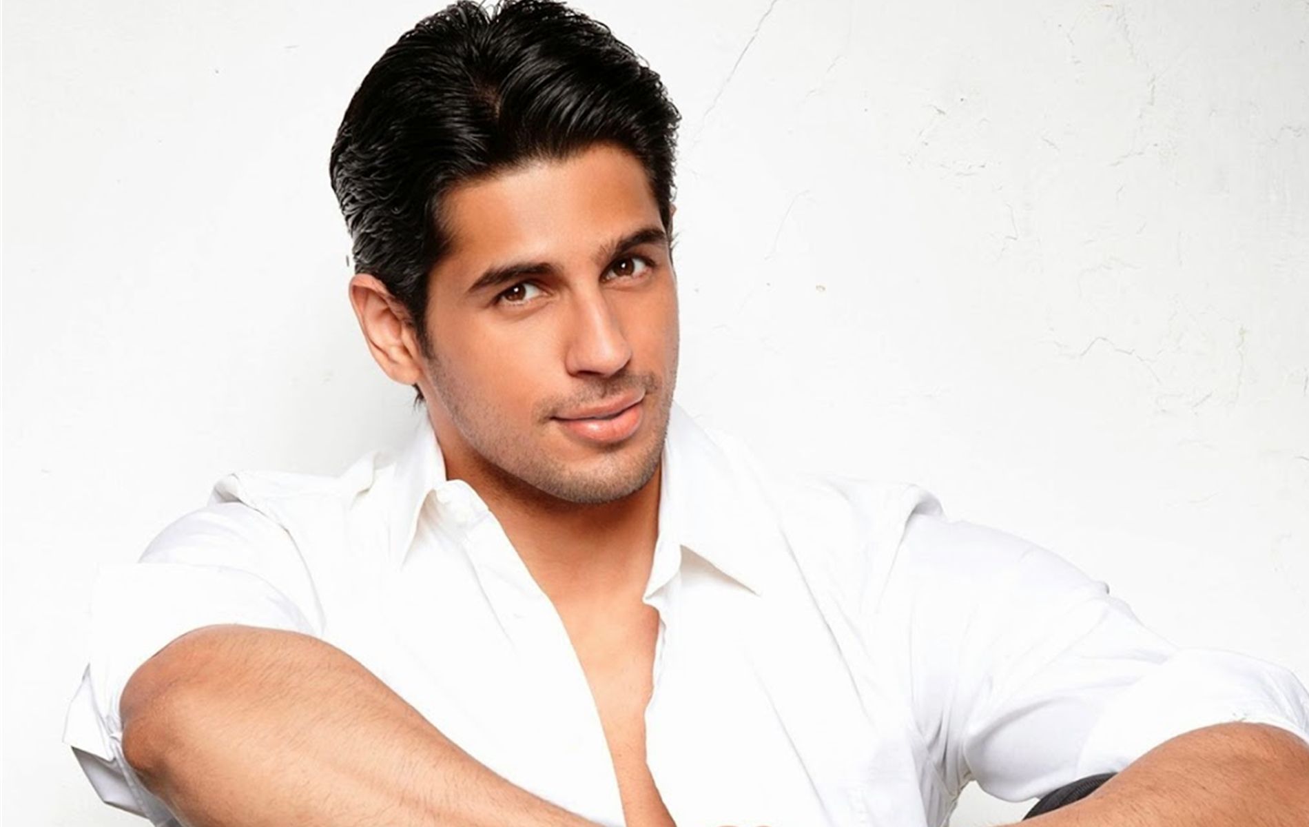 Sidharth-Malhotra-2.jpg