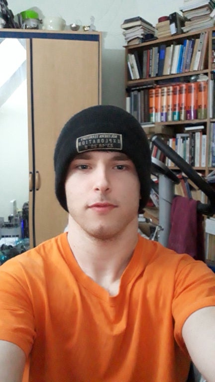 JYkBoV2.jpg
