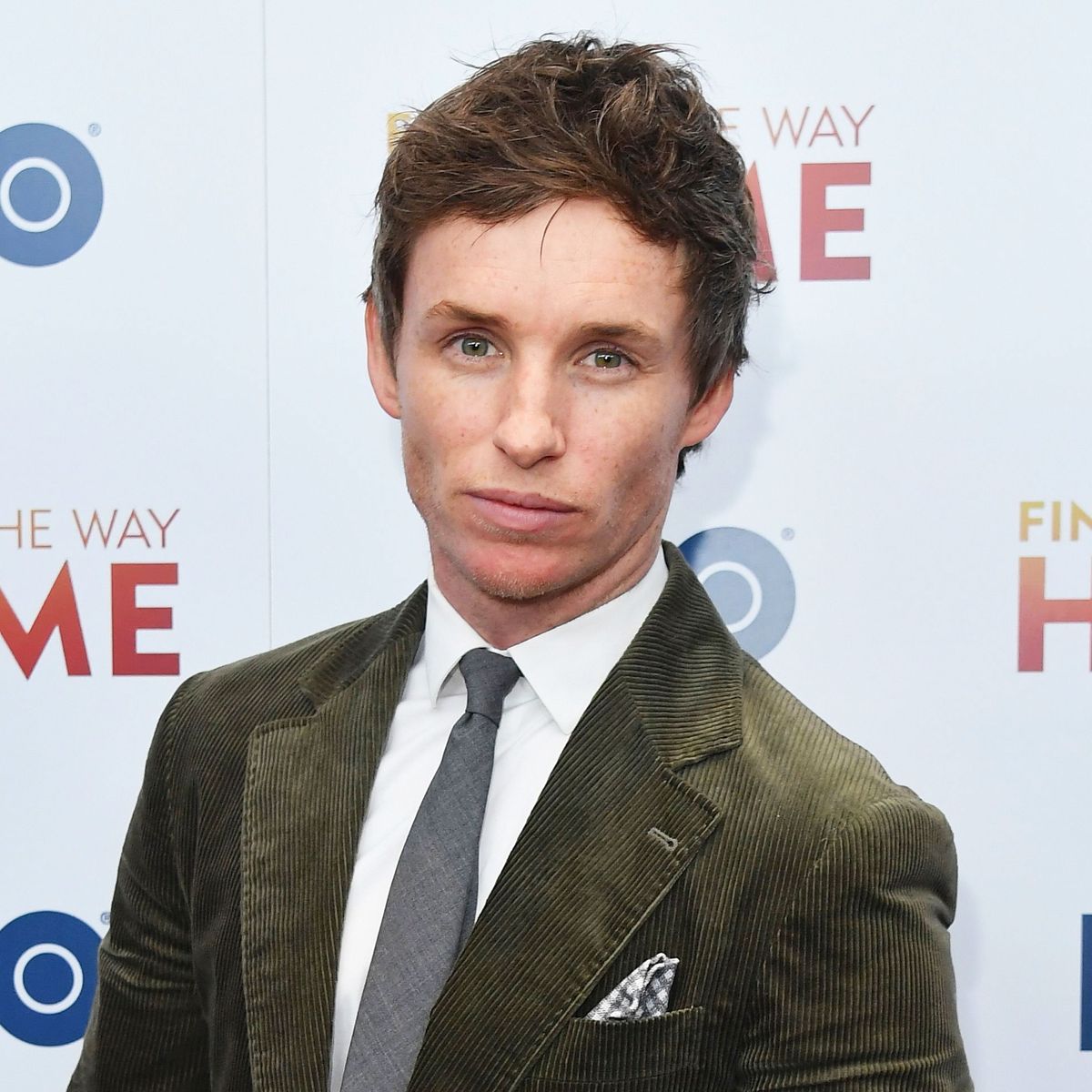 79d2237c6680c6c4d08e0cbf078818458e-eddie-redmayne.rsquare.w1200.jpg