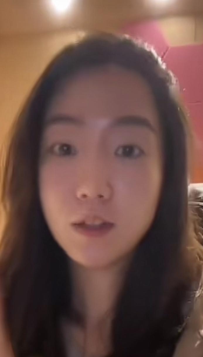 IU14AHv.jpg