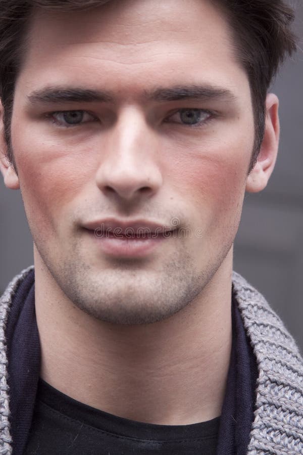male-model-sean-o-pry-portrait-new-york-city-85124236.jpg