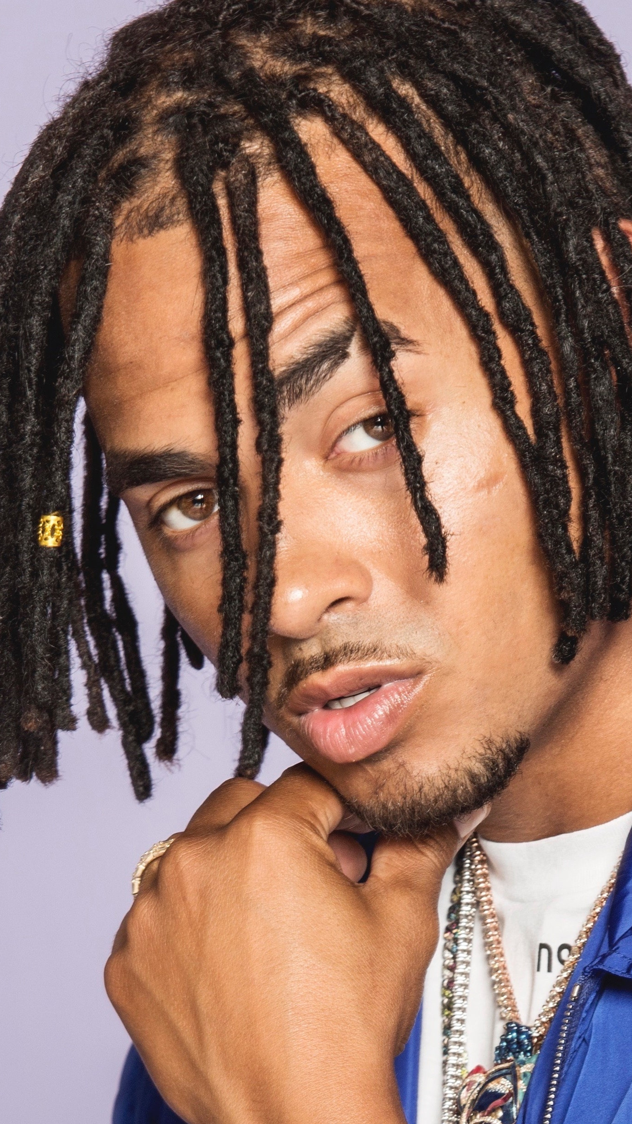 ozuna-1y-2160x3840.jpg