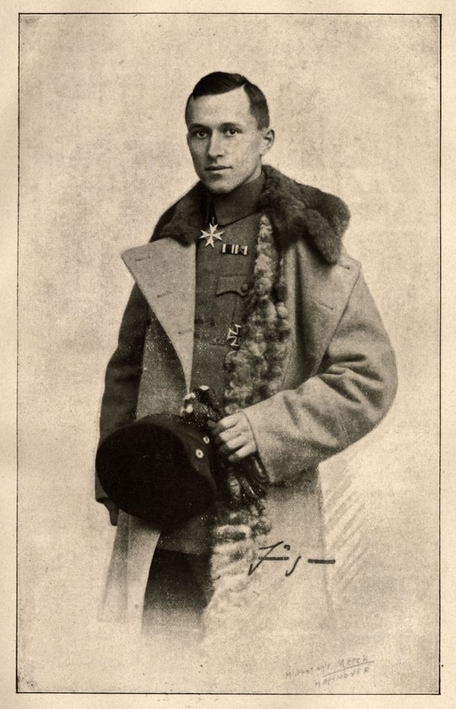 Ernst_J%C3%BCnger_vers_1920.jpg