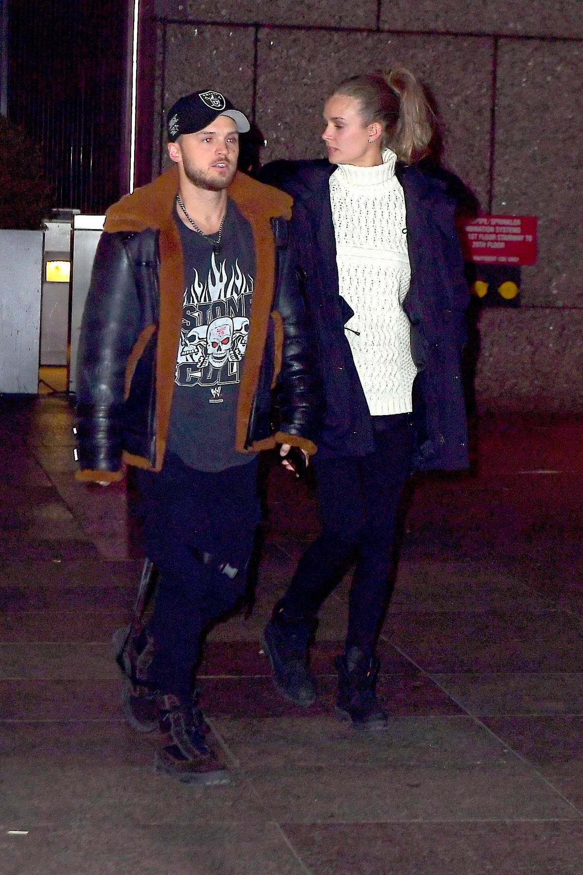 josephine-skriver-and-fiance-bohnes-steps-out-for-a-night-out-in-new-york-city-140119_5.jpg