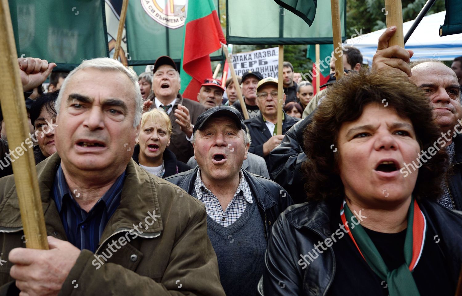 bulgaria-muslims-trial-oct-2012-shutterstock-editorial-7750035a.jpg