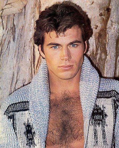 a545a3fb5d8a51d5405b9af3f86a51e7--the-personal-hot-dudes.jpg