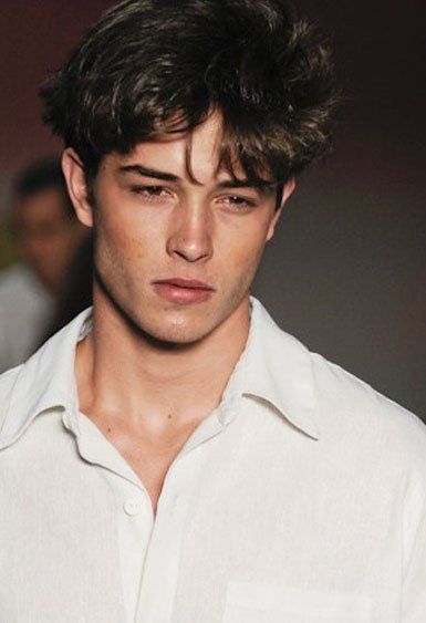 Francisco Lachowski's Hairstyles | Haircut World | Francisco lachowski  young, Francisco lachowski, Male models teenage