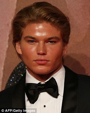 Jordan Barrett sparks speculation he's had cosmetic surgery as he reveals  puffy visage | Daily Mail Online