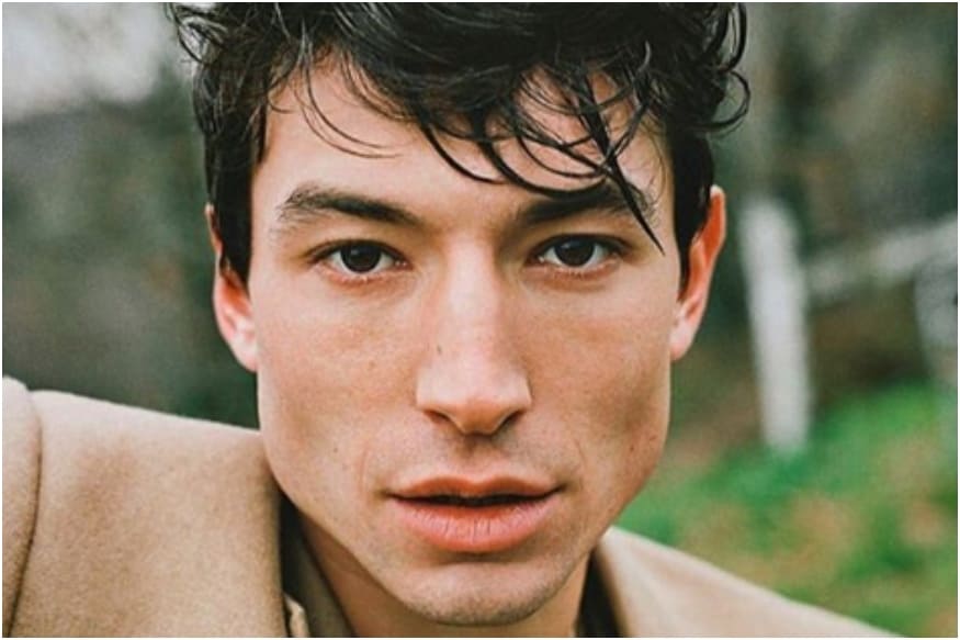 1586240114_ezra-miller.jpg