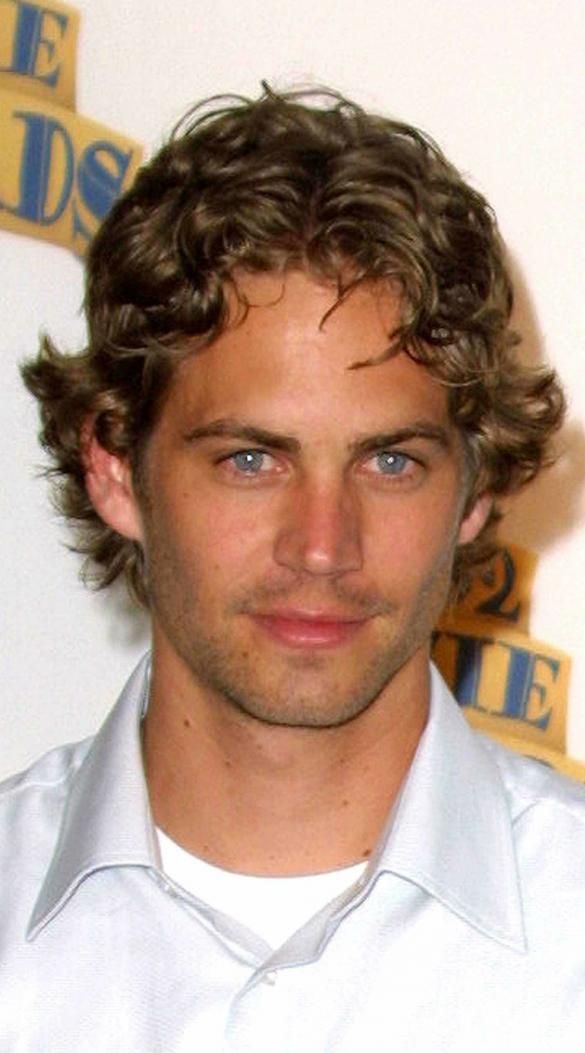 No matter how he wore his hair, He still was fine to me!! | Paul walker  pictures, Paul walker photos, Paul walker tribute