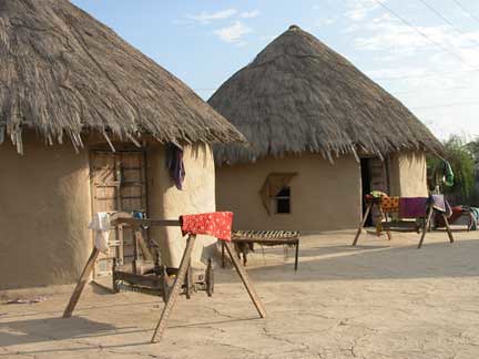 Mud house at Hodka Village,Gujarat | indebo_pic_3 | Flickr