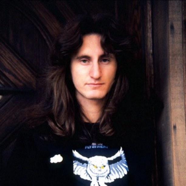 0fecee510e6994460b123109ebccac7e--geddy-lee-classic-rock.jpg