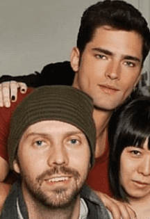 1696978_sean_opry_mog_2.png