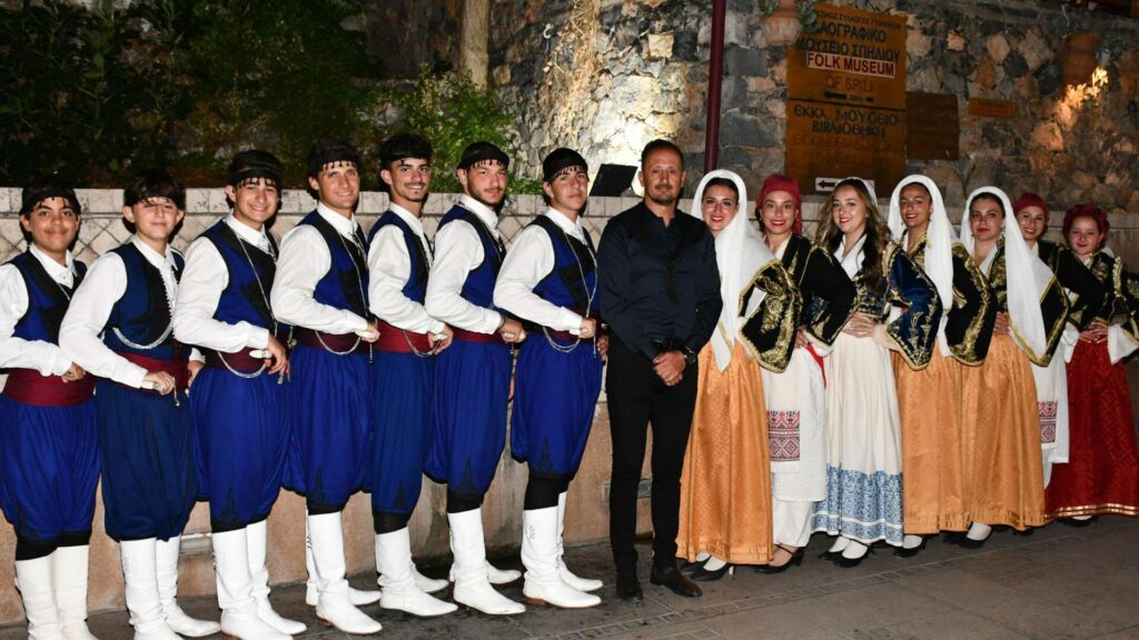 The 6th Congress of Cretans of the World was successfully concluded in  Lasithi, Crete - Neos Kosmos