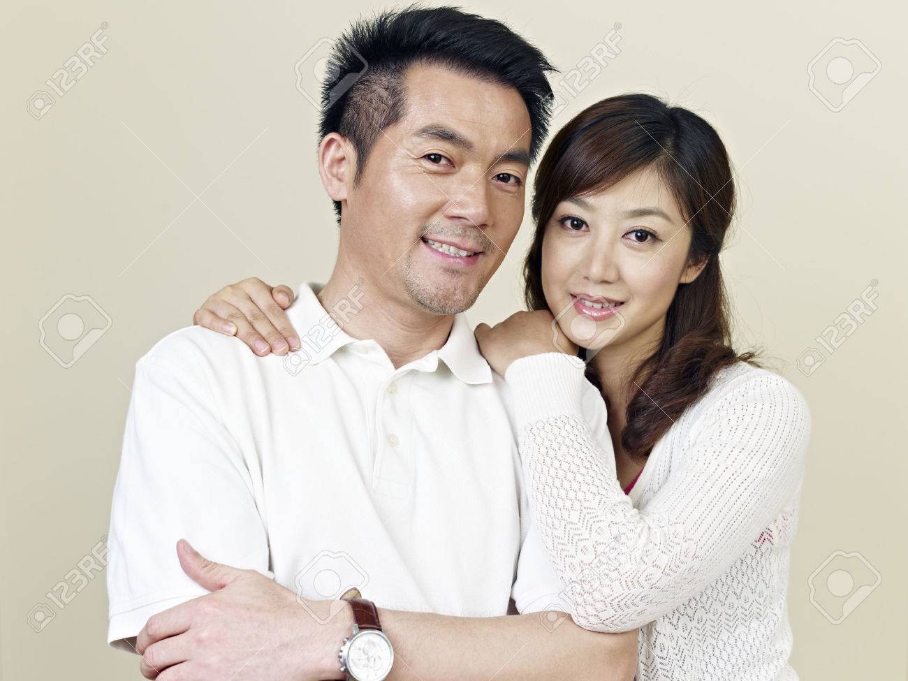 22349156-portrait-of-a-young-asian-couple.jpg