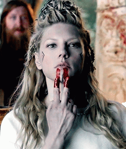 lagertha-katheryn-winnick.gif