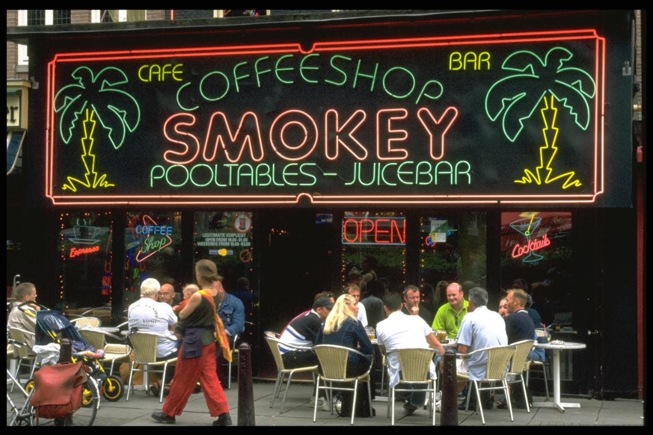 amsterdam%20coffeeshop%201-xlarge.jpg