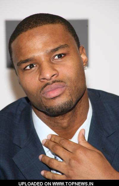Osi-Umenyiora2.jpg