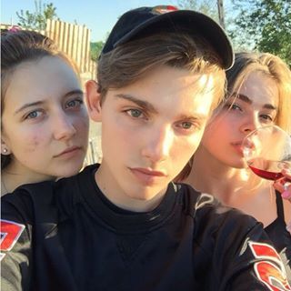 94206961914da92bdd1ebd795d8b59f7.jpg