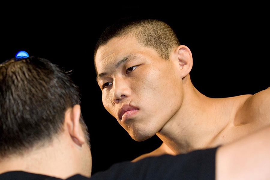 Li Jingliang faces Alex Oliveira in Florida | Asian MMA