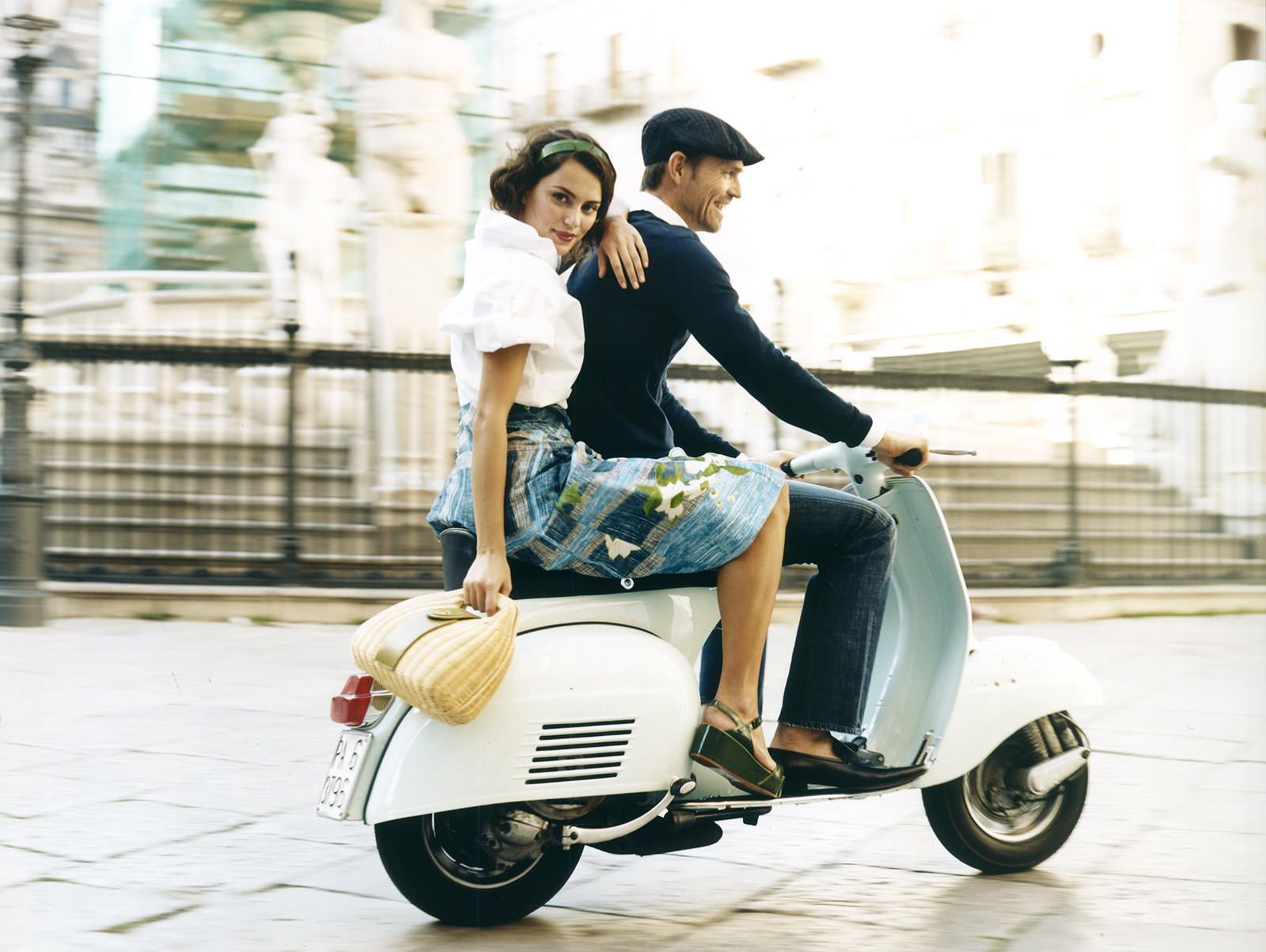 vespa-girl.jpg