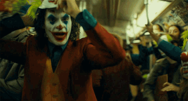 joker-arthur-fleck.gif