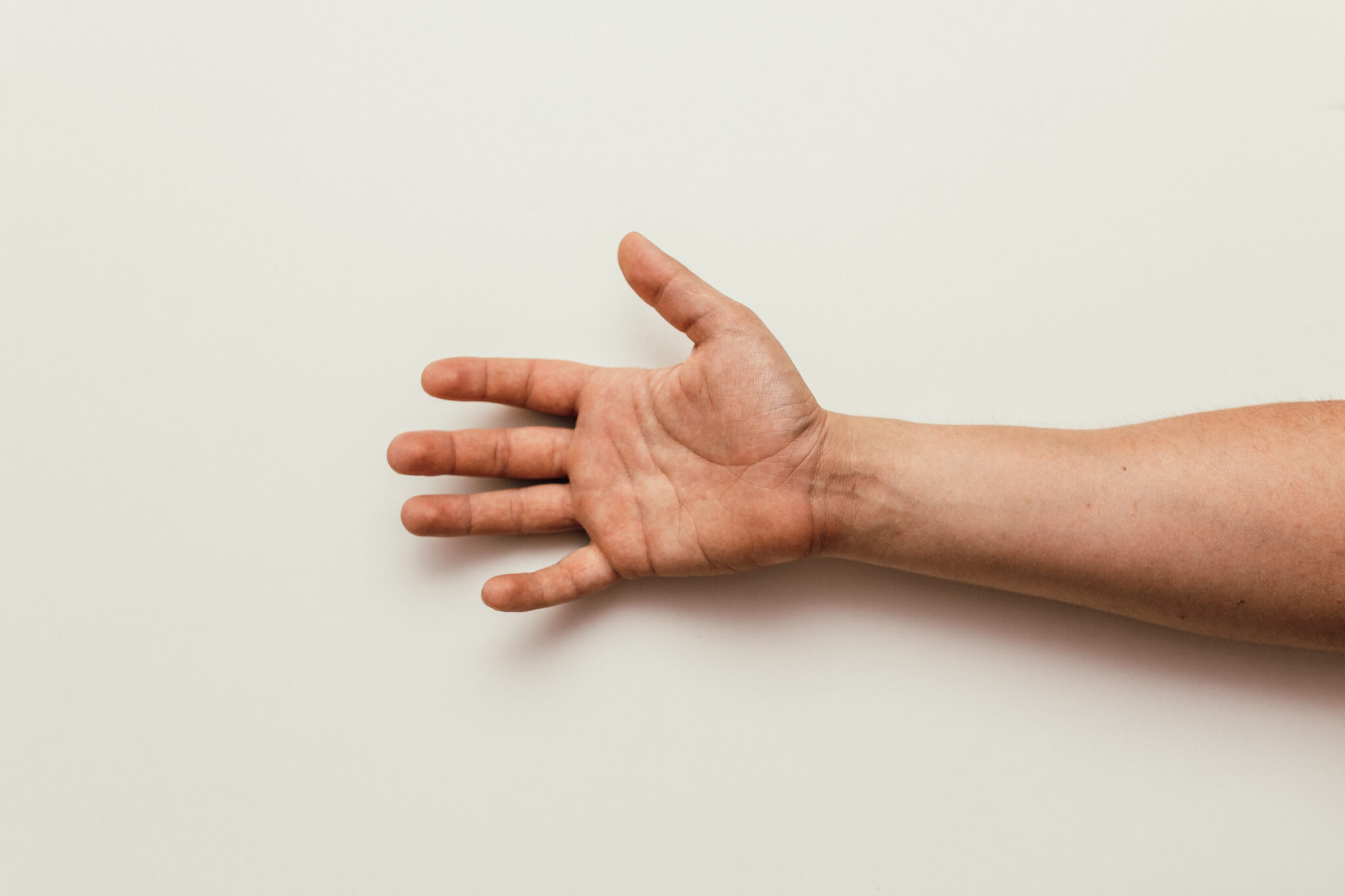 person-s-right-hand-1257770.jpg
