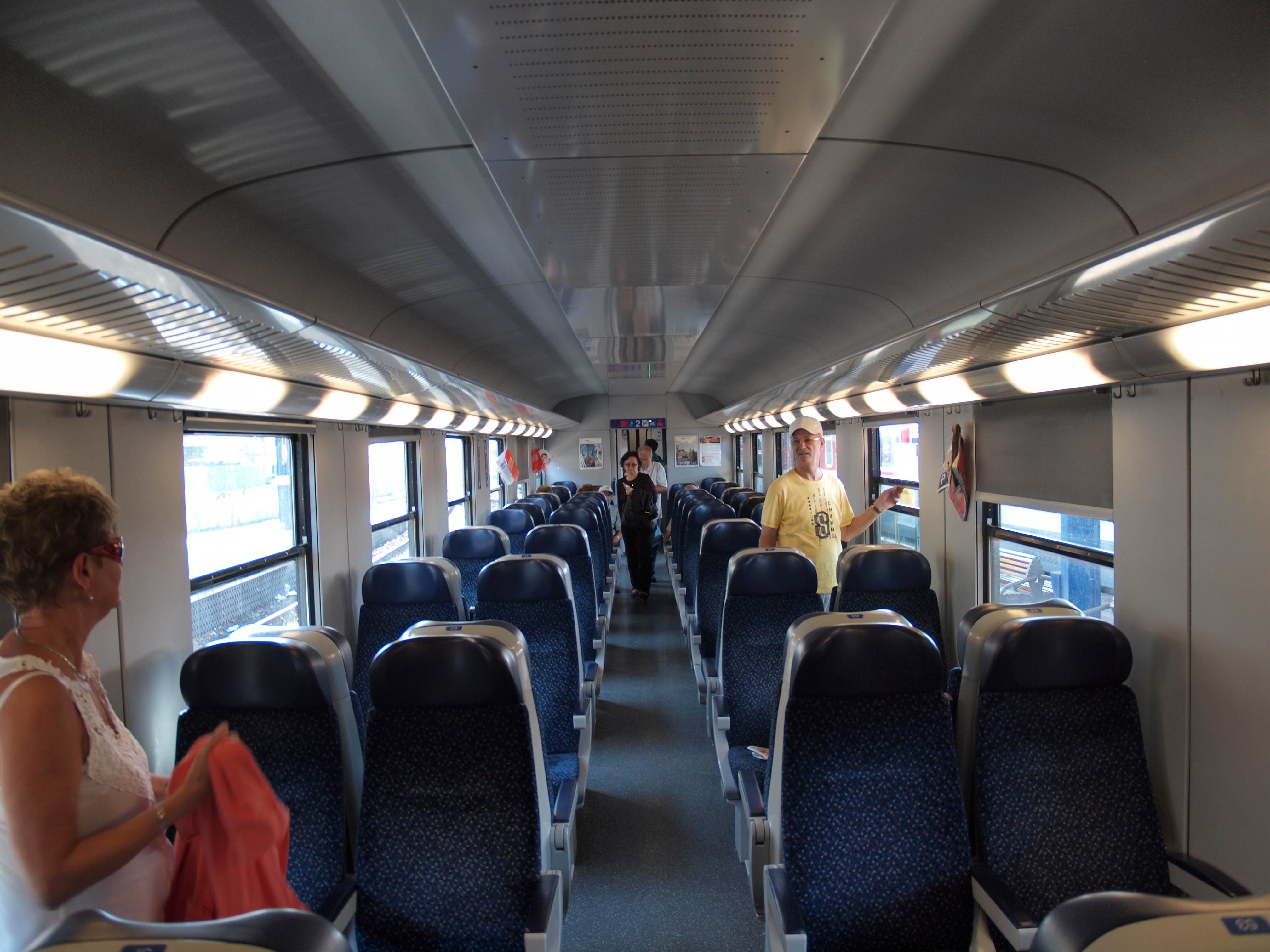 Interior_of_%C3%96BB_CityShuttle_train_from_Bratislava_to_Vienna.jpg