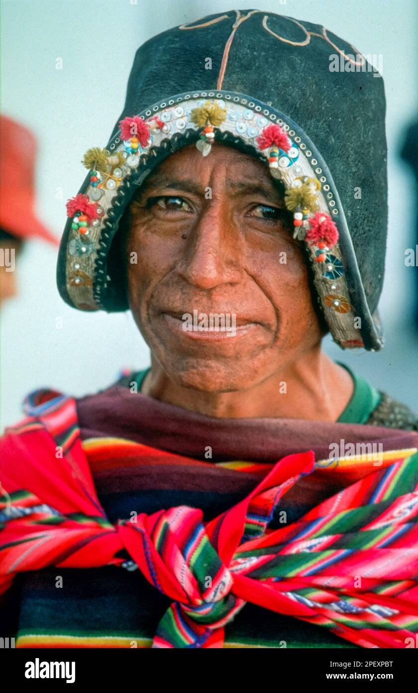 bolivia-tarabuco-portrait-of-a-quechua-man-2PEXPBT.jpg