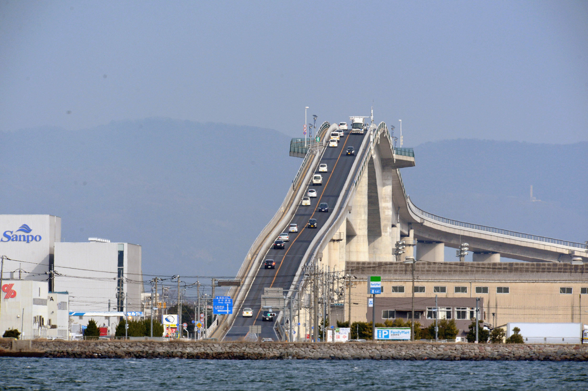 slide_423352_5439590_free.jpg