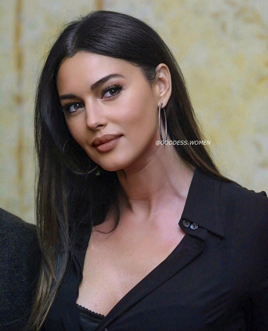 900+ Famous actors ideas in 2021 | monica bellucci, italian actress, monica  bellucci photo